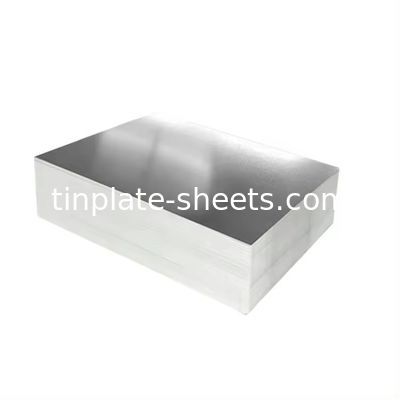 Des feuilles d'étain polyvalentes pour la décoration et la fonctionnalité sont disponibles en pierre brillante, argent et finitions mates